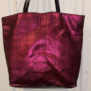 SAKS FIFTH AVE PINK METALLIC TOTE SOFT POLYESTER CLOTH BLACK PATENT LEATHER